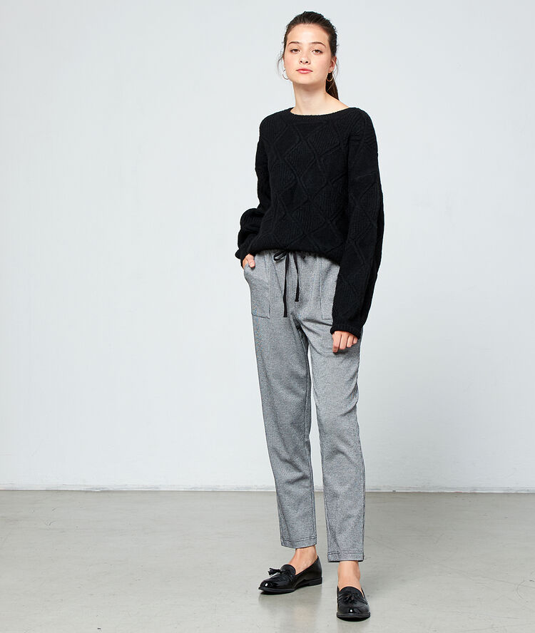 Pantalon à imprimé vichy noir.