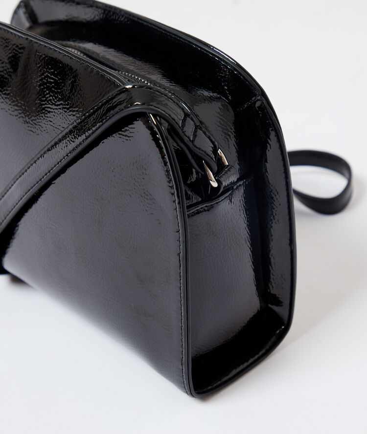 Sac besace effet vernis noir.