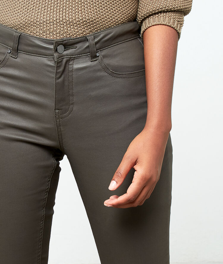 Jean slim enduit bronze.