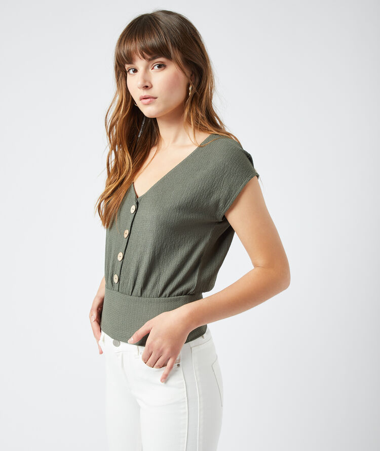 Top boutonné kaki.