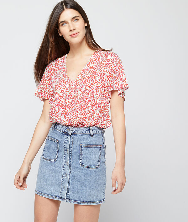 Blouse à imprimé fleuri carmin.