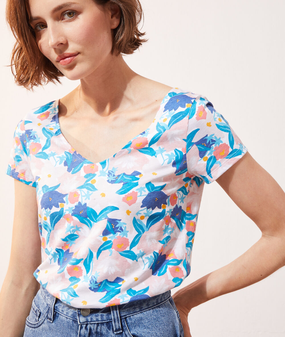 T-shirt imprimé fleuri bleu.