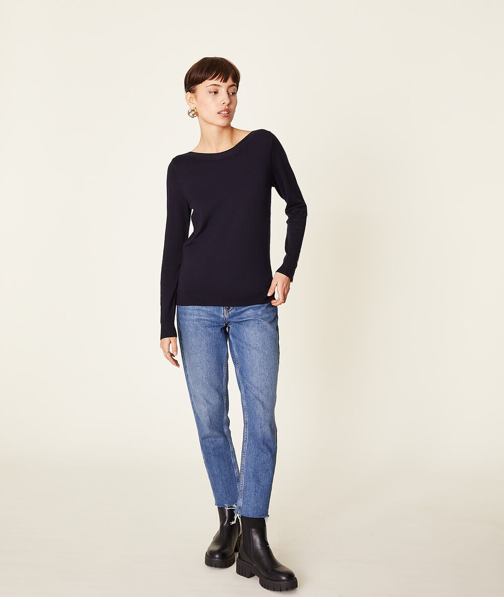 Pull col bateau marine.