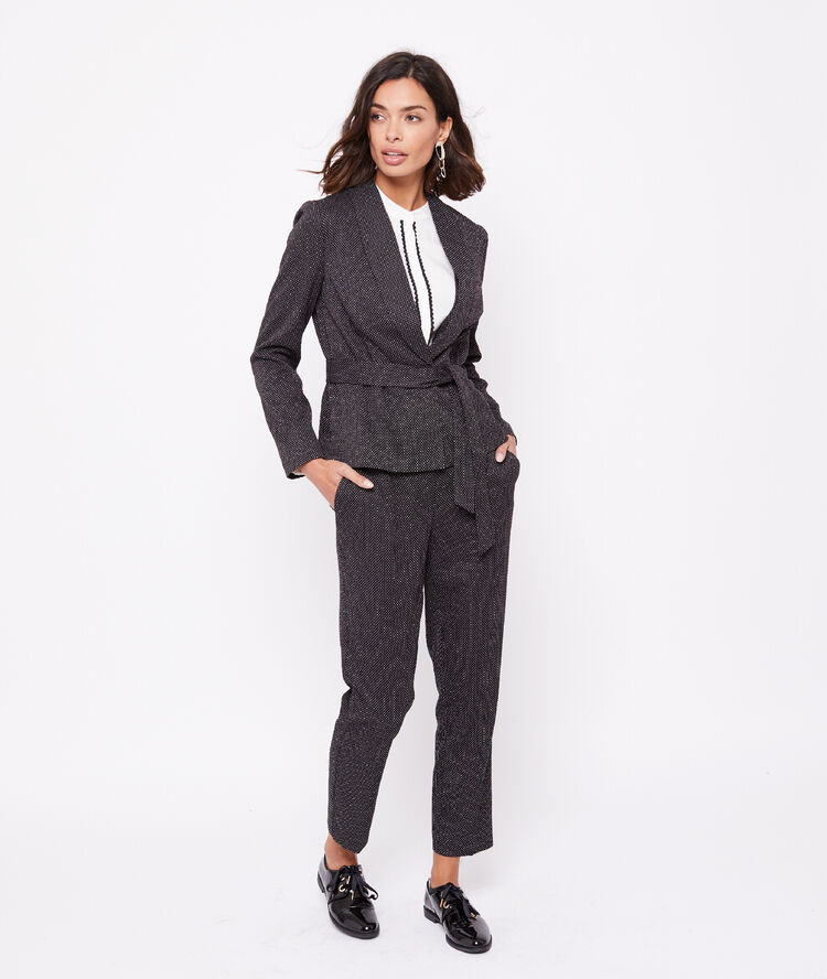 Veste de tailleur ceinturée motifs jacquard noir.