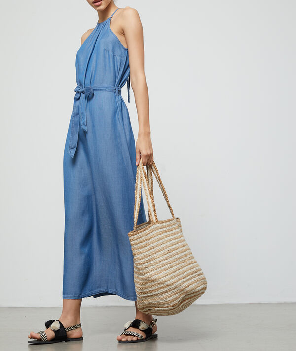 Sac panier en jute beige.