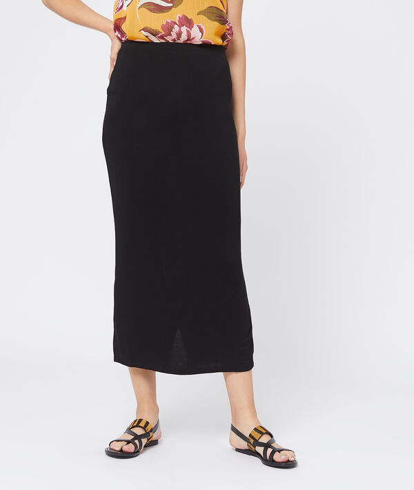Jupe crayon midi noir.