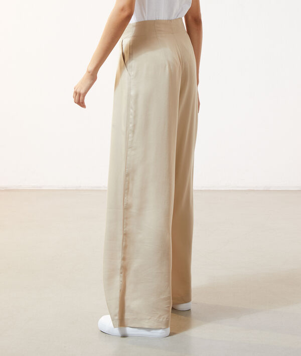 Pantalon large à nouer Pantalon large à nouer