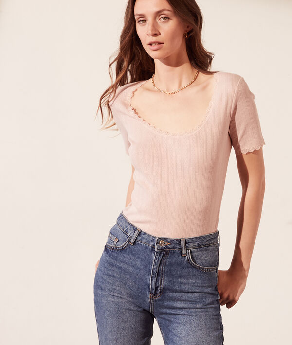 T-shirt pointelle en coton bio détails en dentelle T-shirt pointelle en coton bio détails en dentelle