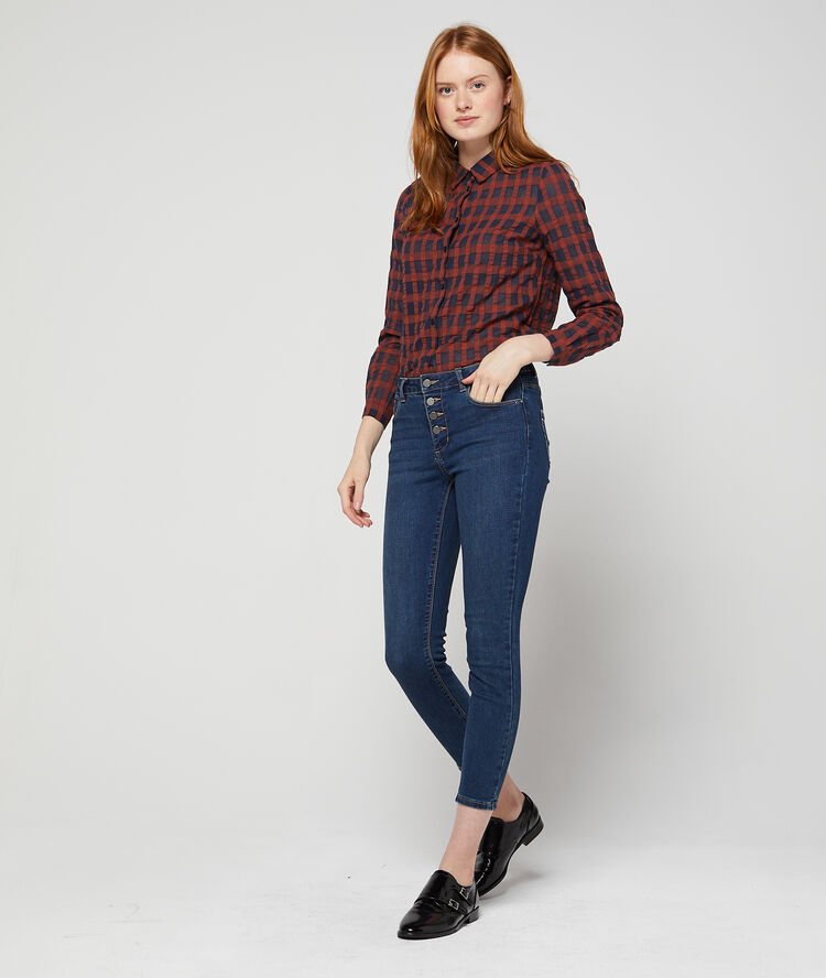 Chemise à carreaux marine.