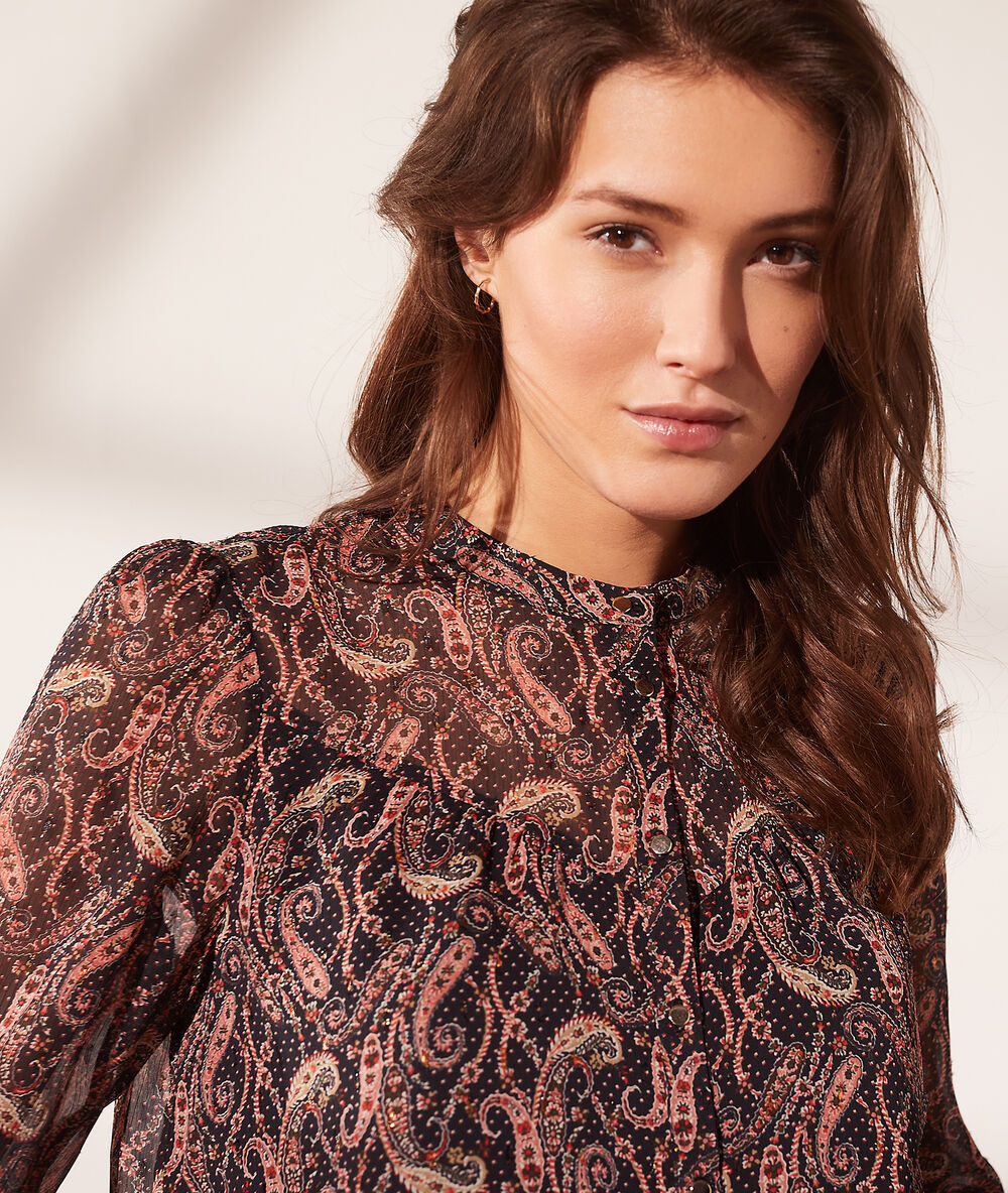 Chemise transparente imprimé cachemire noir.