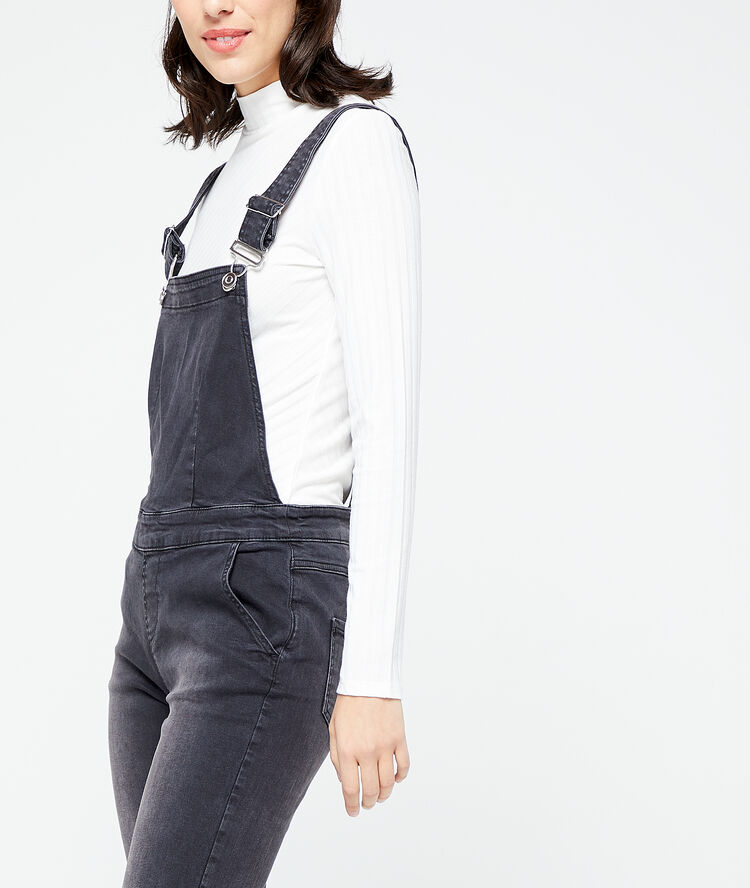 Salopette en jean anthracite.