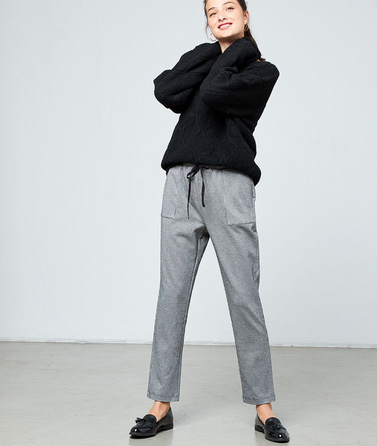 Pantalon à imprimé vichy noir.