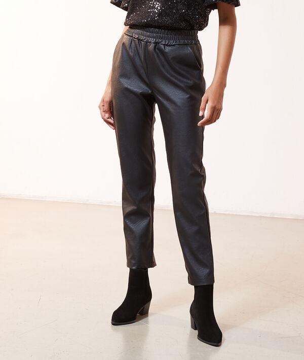 Pantalon taille smockée, effet cuir Pantalon taille smockée, effet cuir