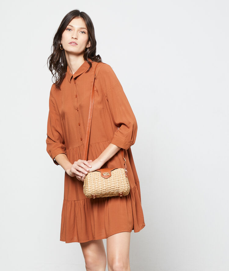 Robe chemise terre.