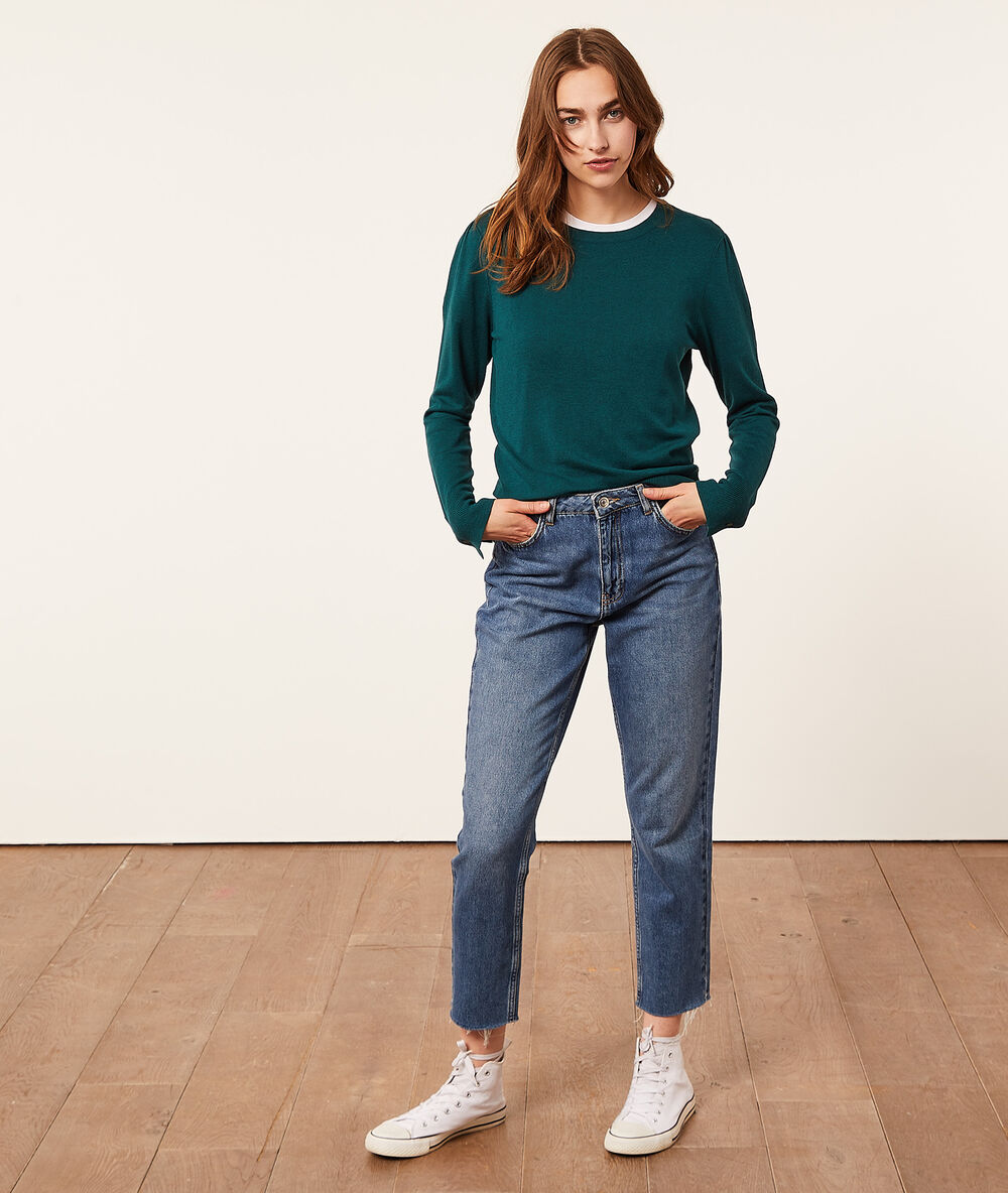 Pull col rond maille fine vert paon.