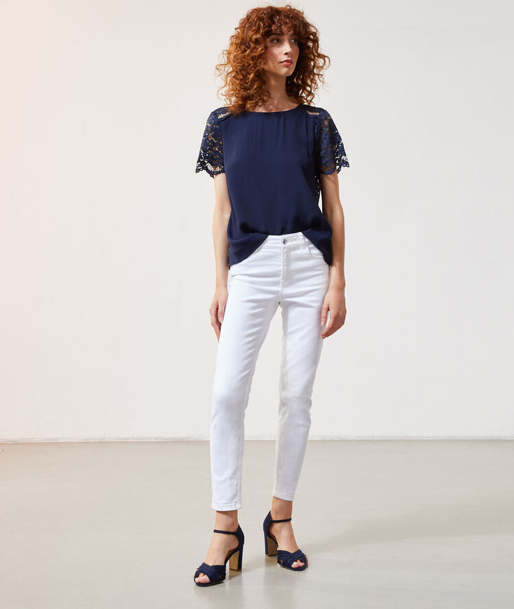 Top dos dentelle marine.