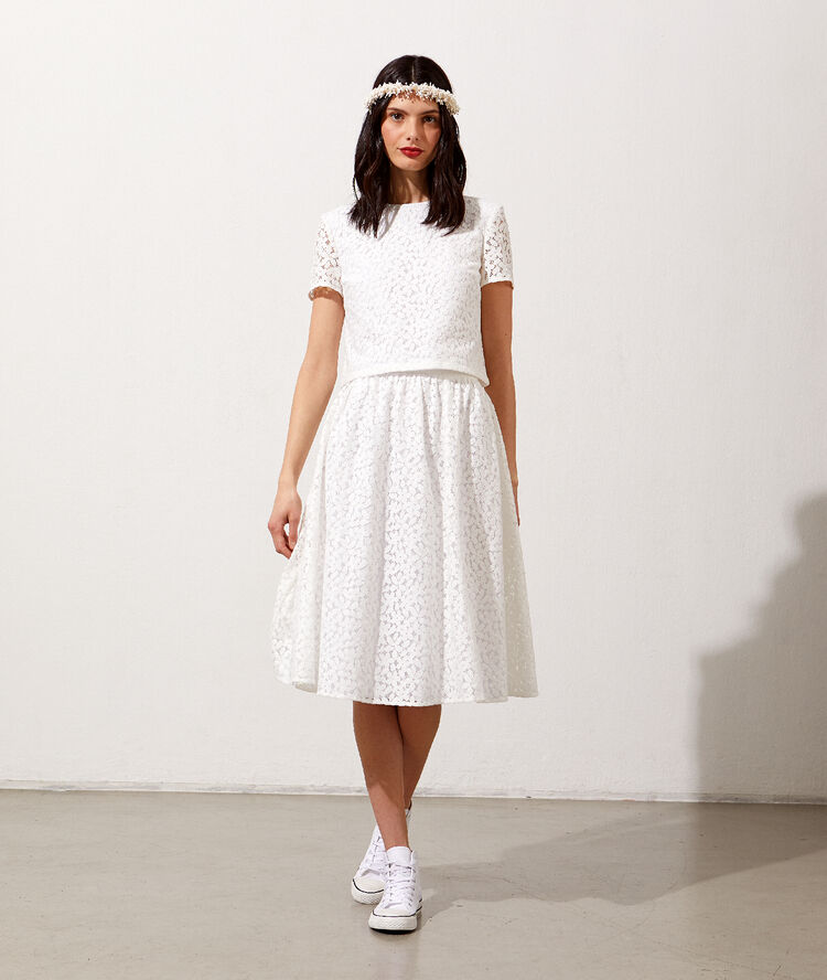Jupe midi en dentelle fleurie ecru.