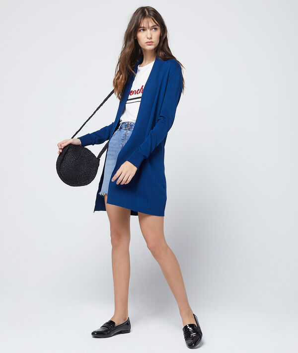 Gilet long bleu d'encre.