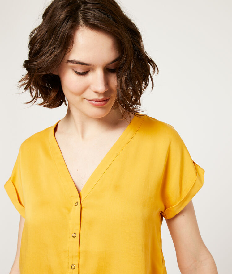 Blouse unie curry.