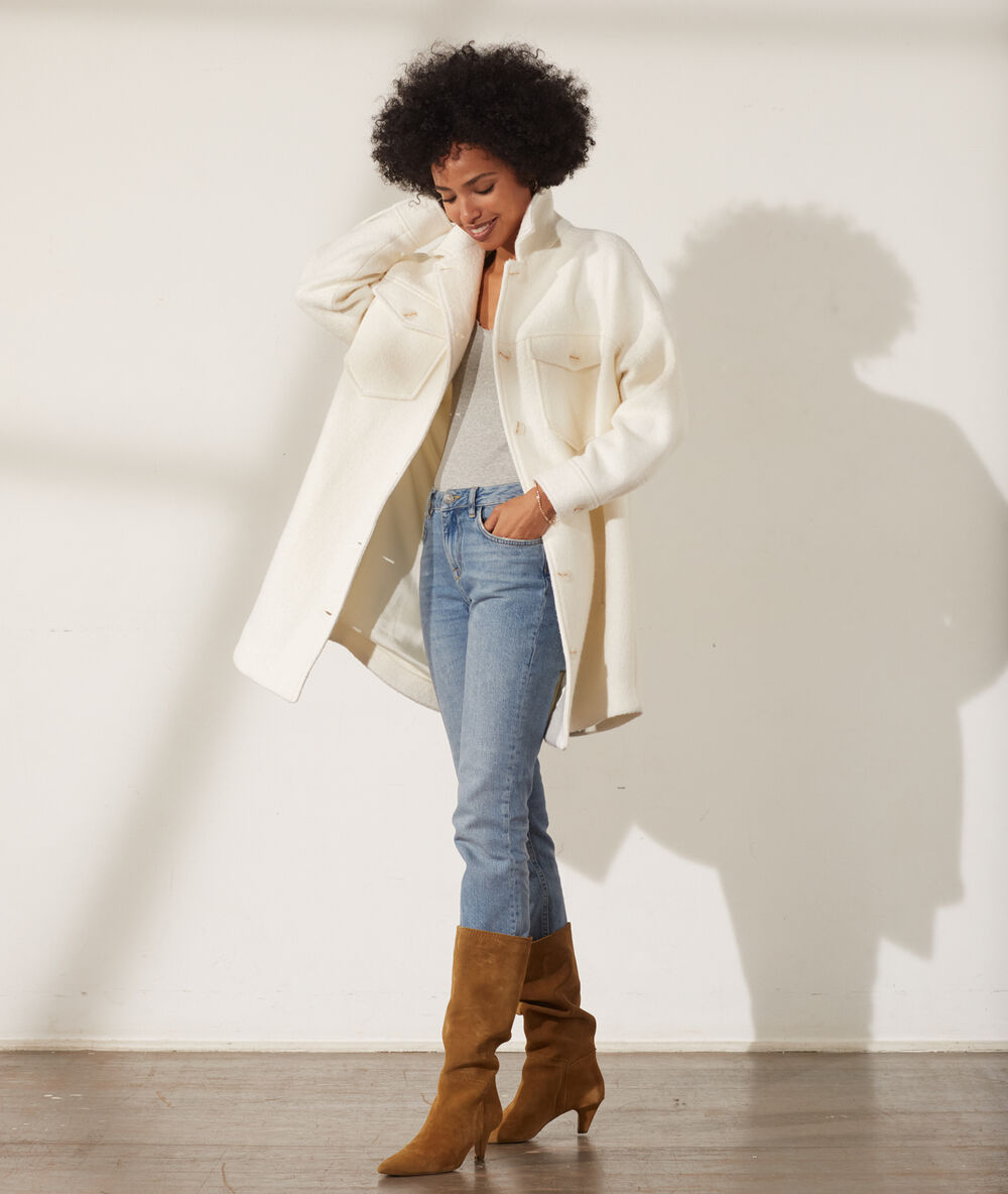 Manteau surchemise mi-long ecru.