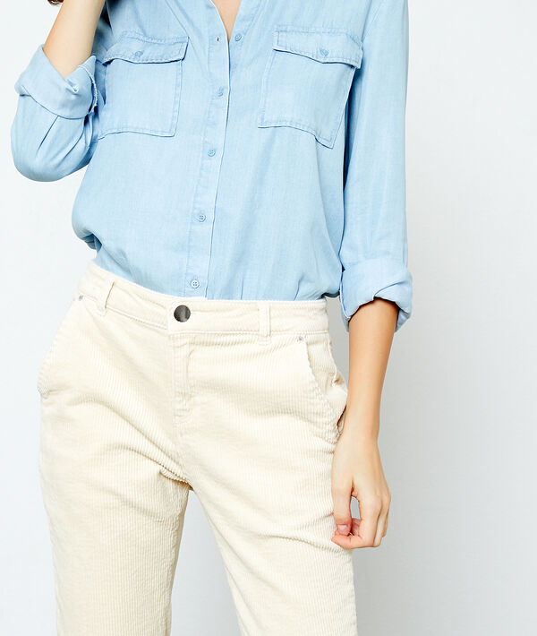 Pantalon en velours côtelé ecru.