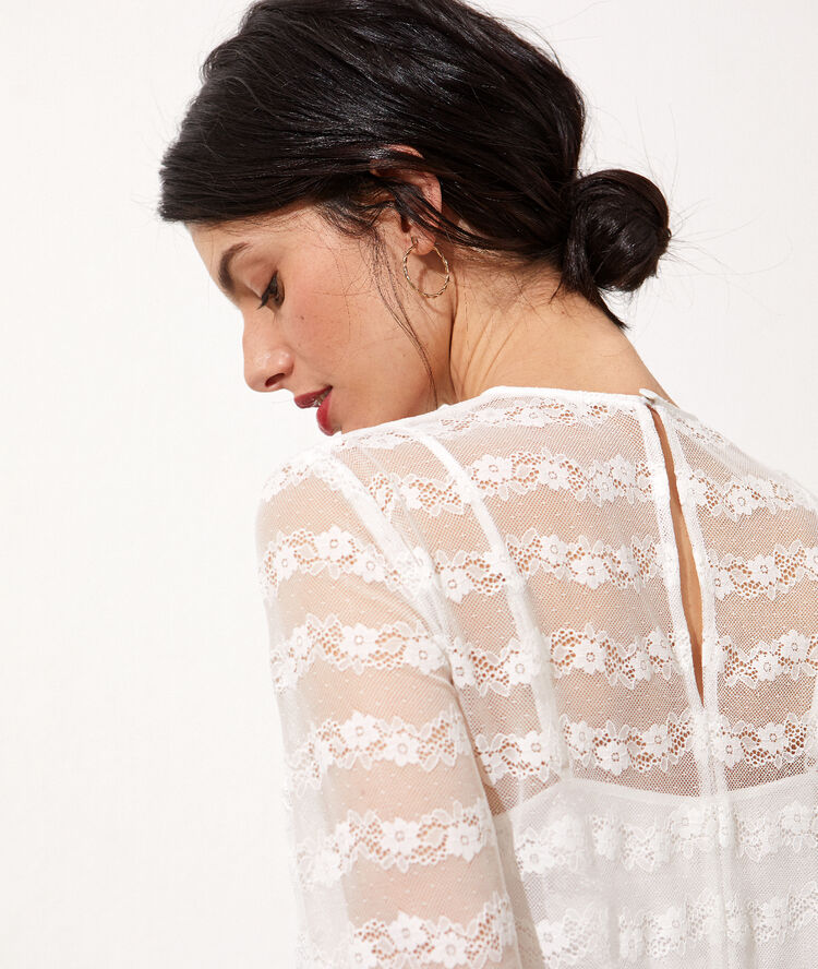 Top en tulle de dentelle fleurie ecru.