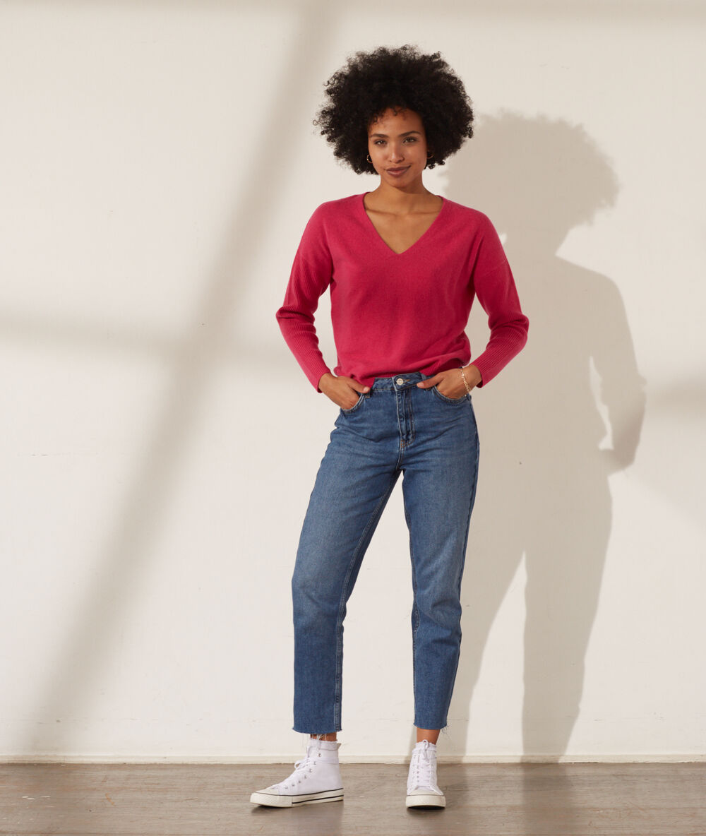 Pull col v laine et cachemire fushia.