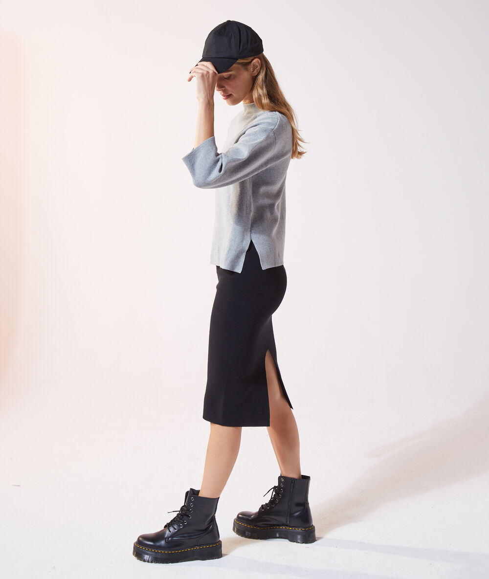 Pull col montant gris chine.