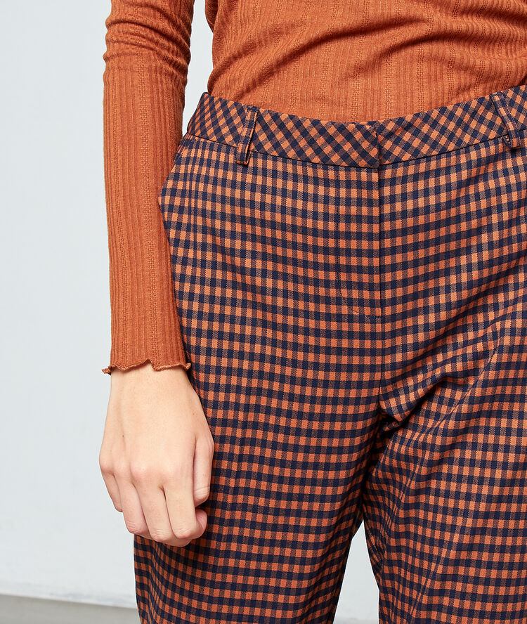 Pantalon droit à carreaux marine.