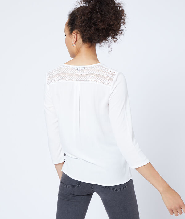 Blouse boutonnée à guipure Blouse boutonnée à guipure