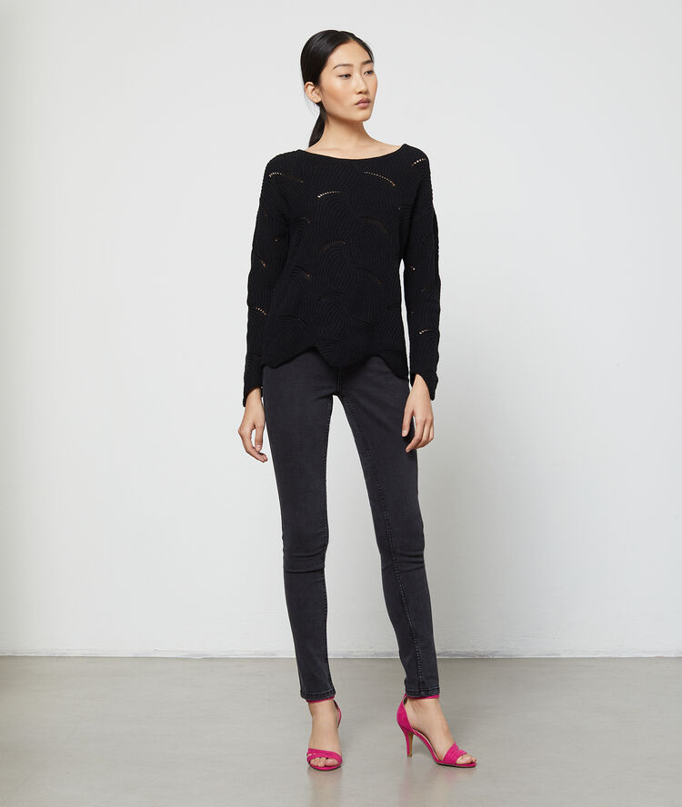 Pull en grosse maille ajourée noir.
