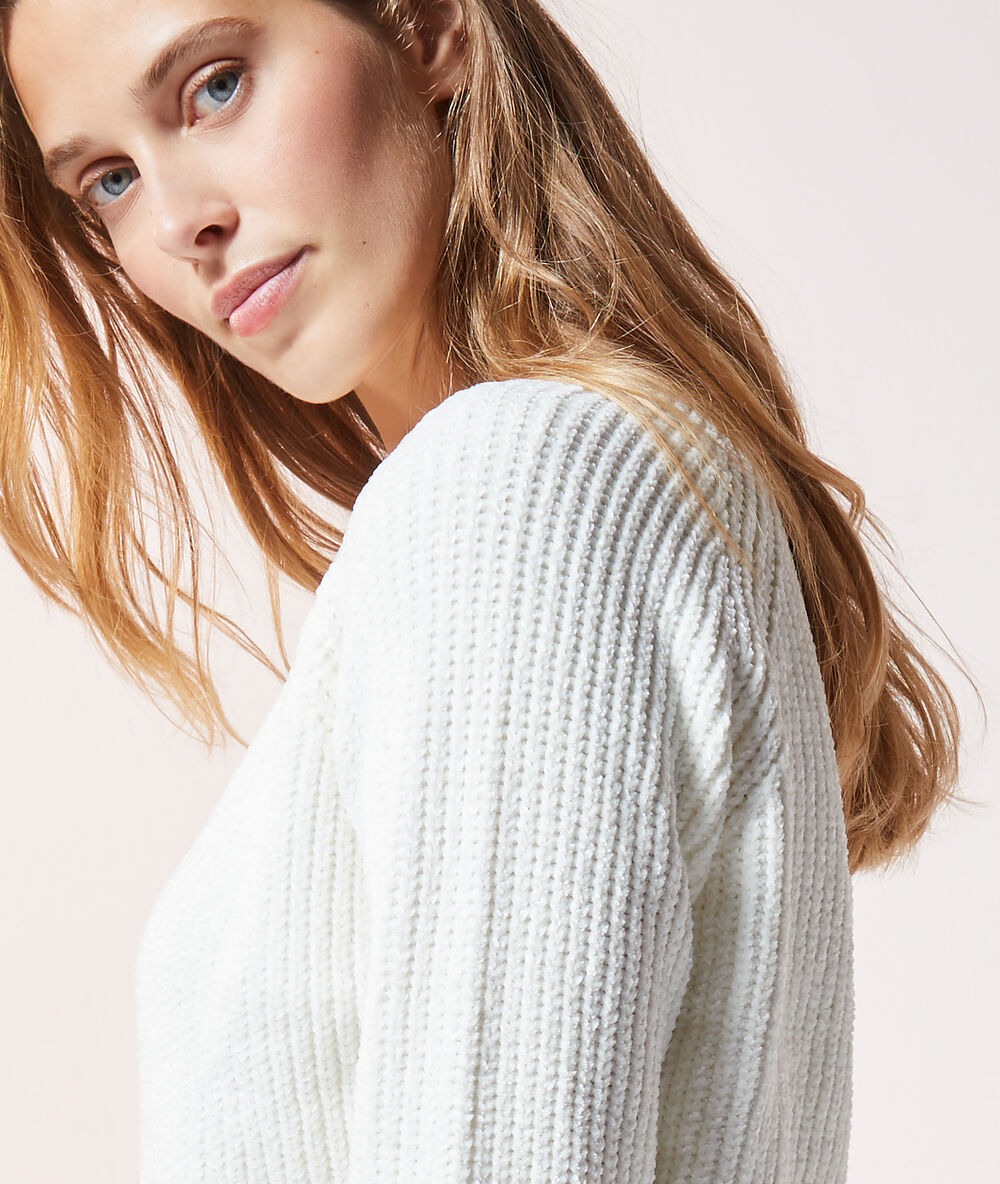 Pull à grosse maille ecru.