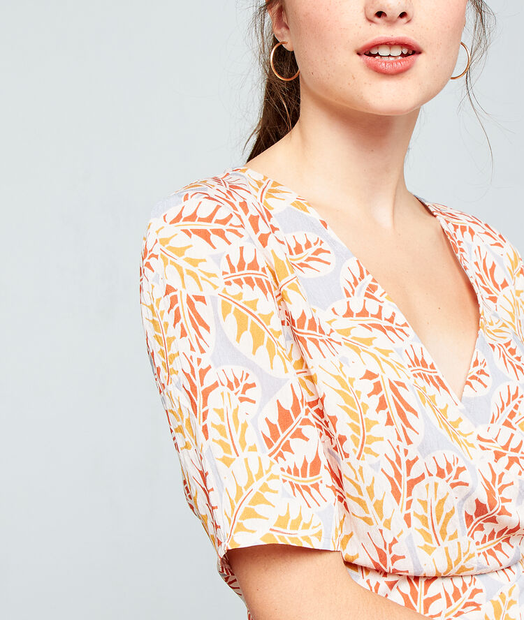 Blouse cache-coeur à nouer ecru.