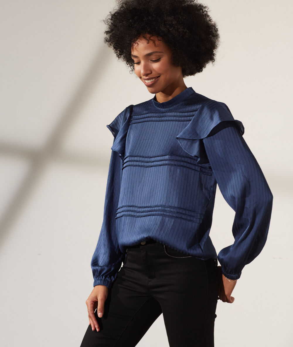Blouse avec volants sur les manches orage.