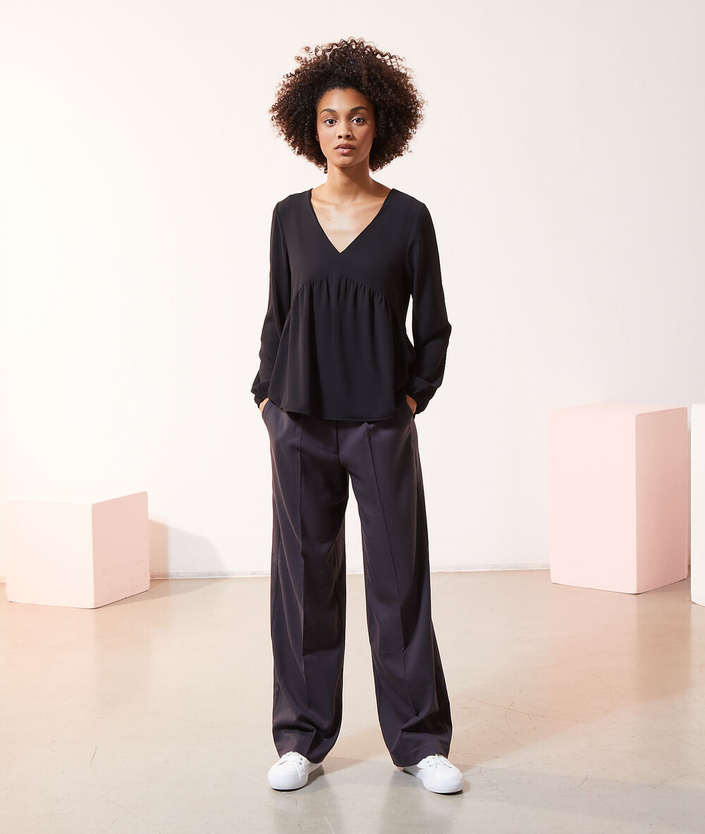 Blouse fluide 2 en 1 - brassière intégrée noir.