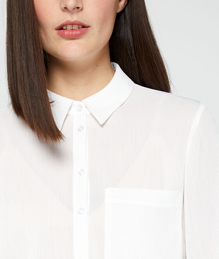 Chemise unie ecru.