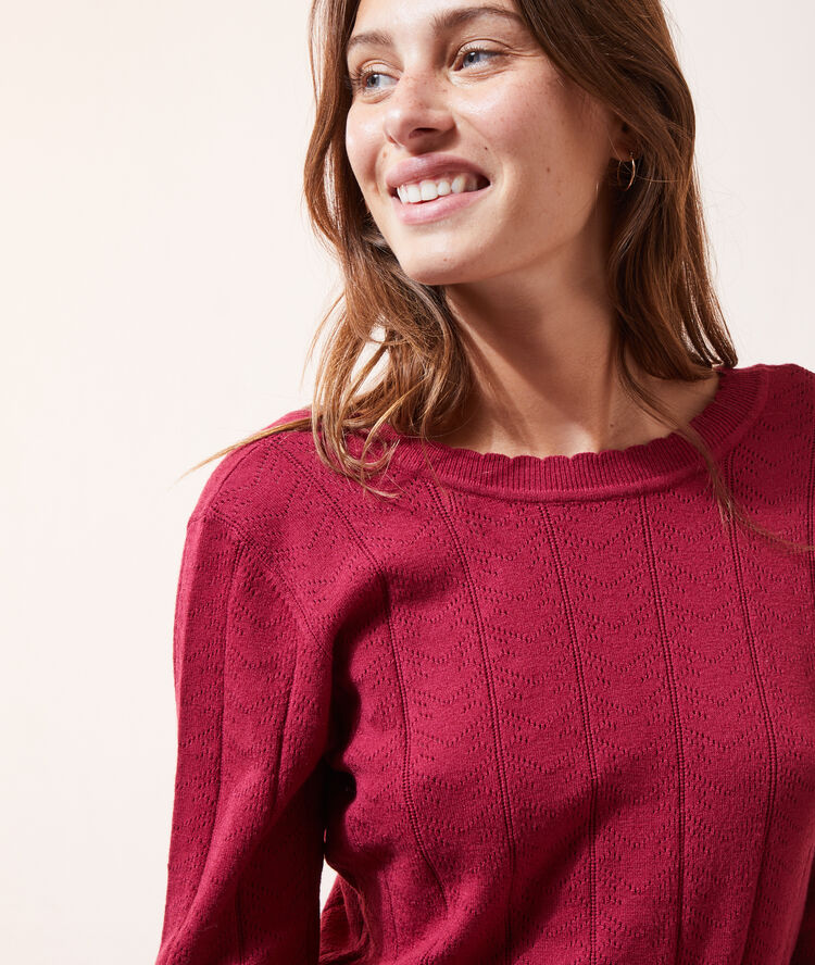Pull dos décolleté framboise.
