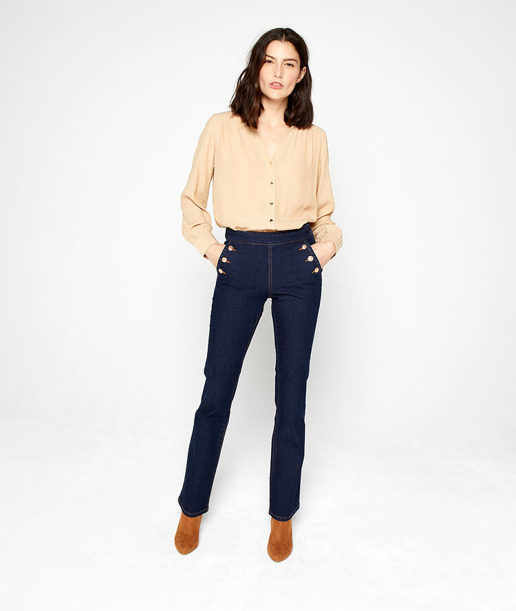 Blouse boutonnée camel.
