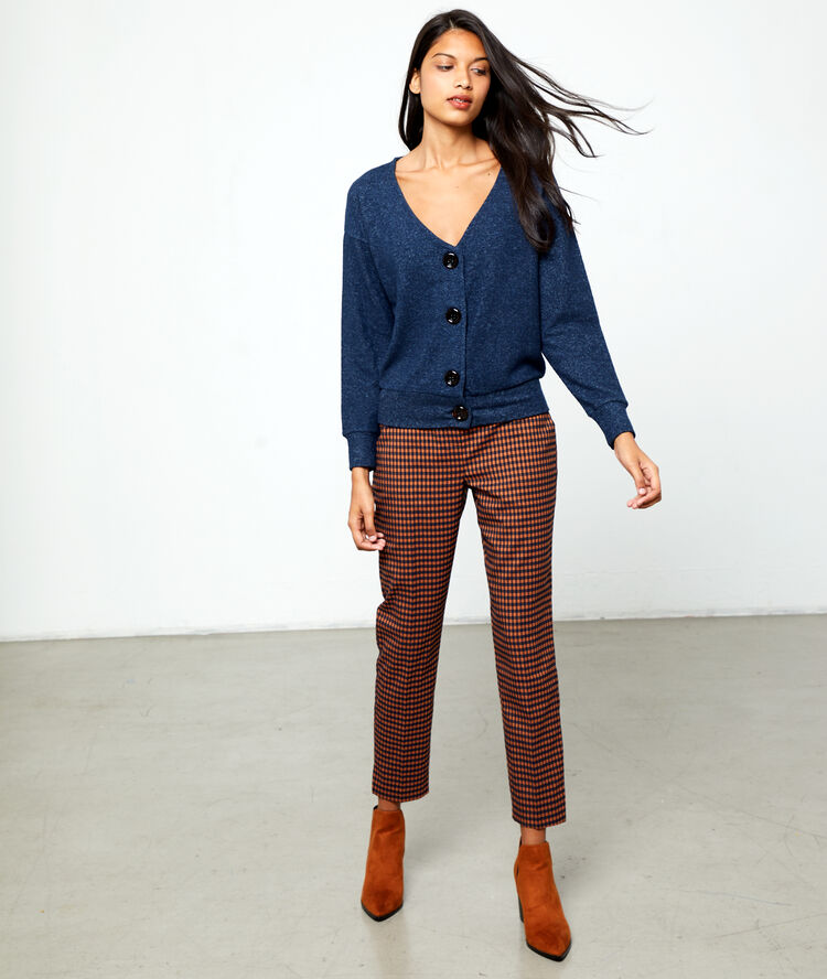 T-shirt cardigan à gros boutons marine.