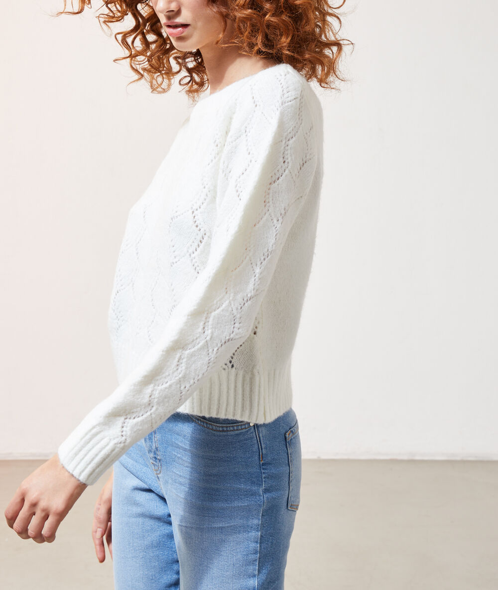 Pull maille fine jeux de points ecru.