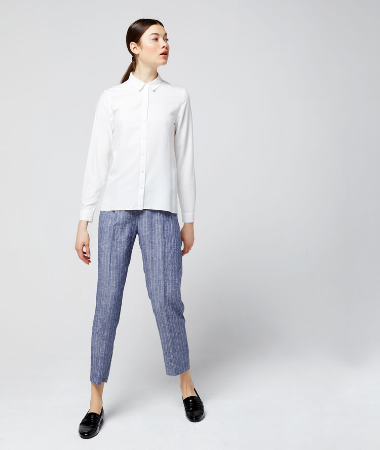 Chemise unie ecru.