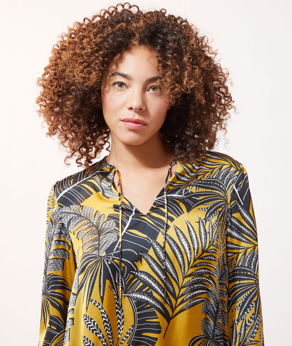 Robe imprimé feuillage olive.
