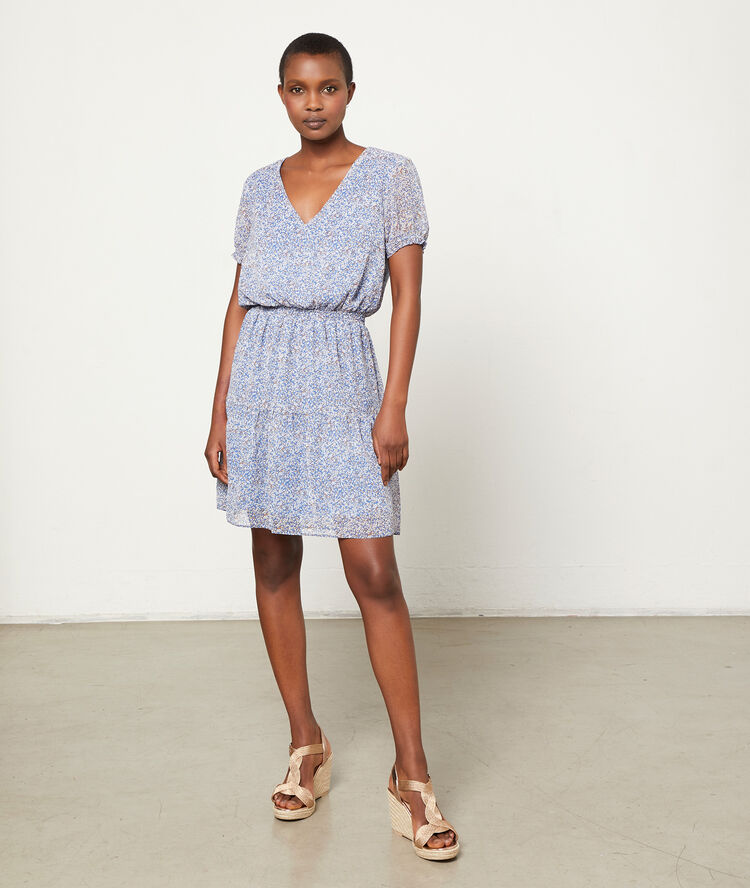 Robe smockée amande.