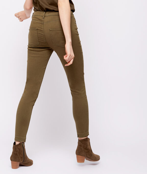 Pantalon slim boutonné Pantalon slim boutonné