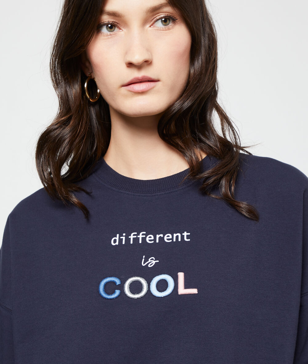Sweat "different is cool" marine.