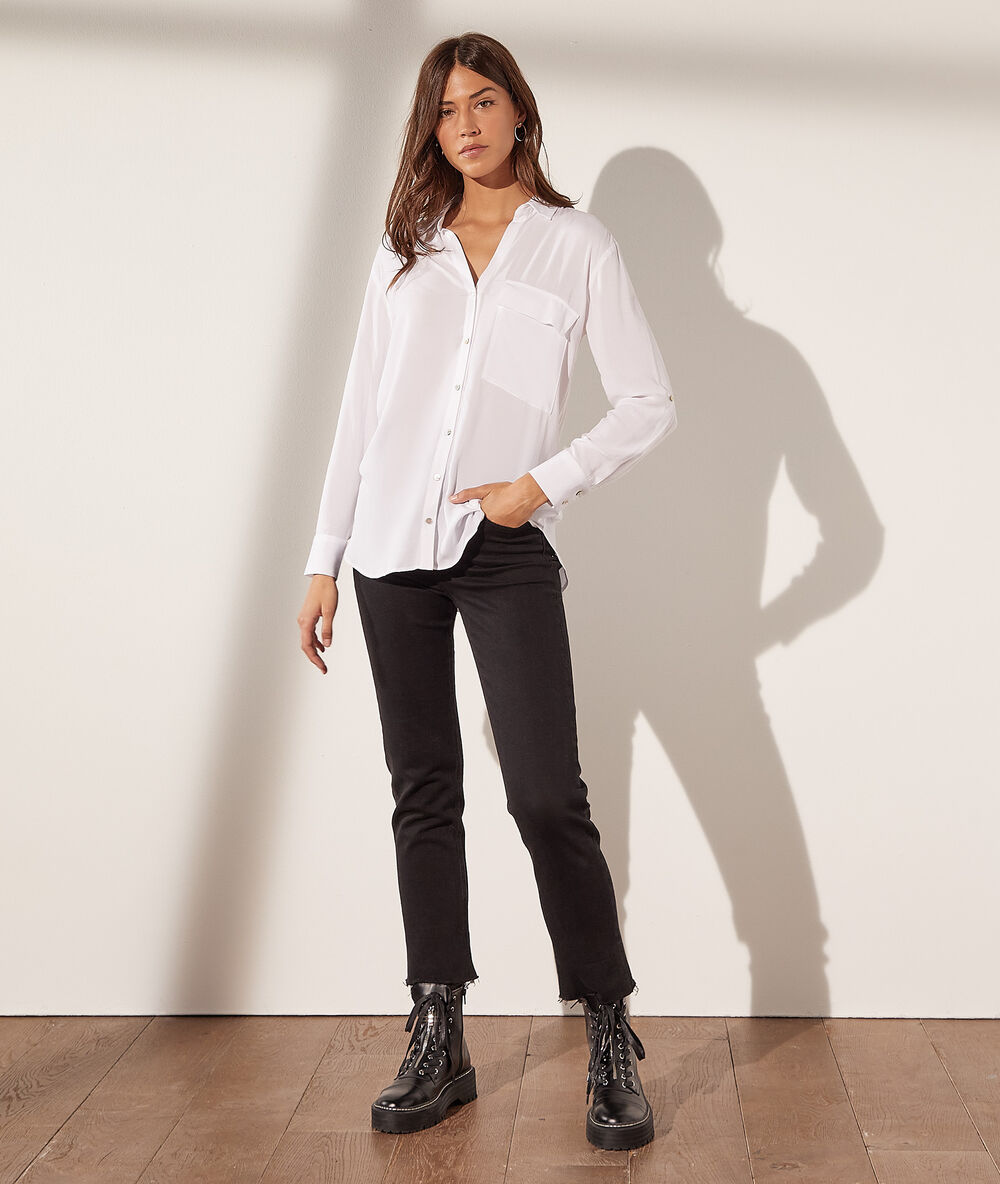 Chemise avec poche ecru.