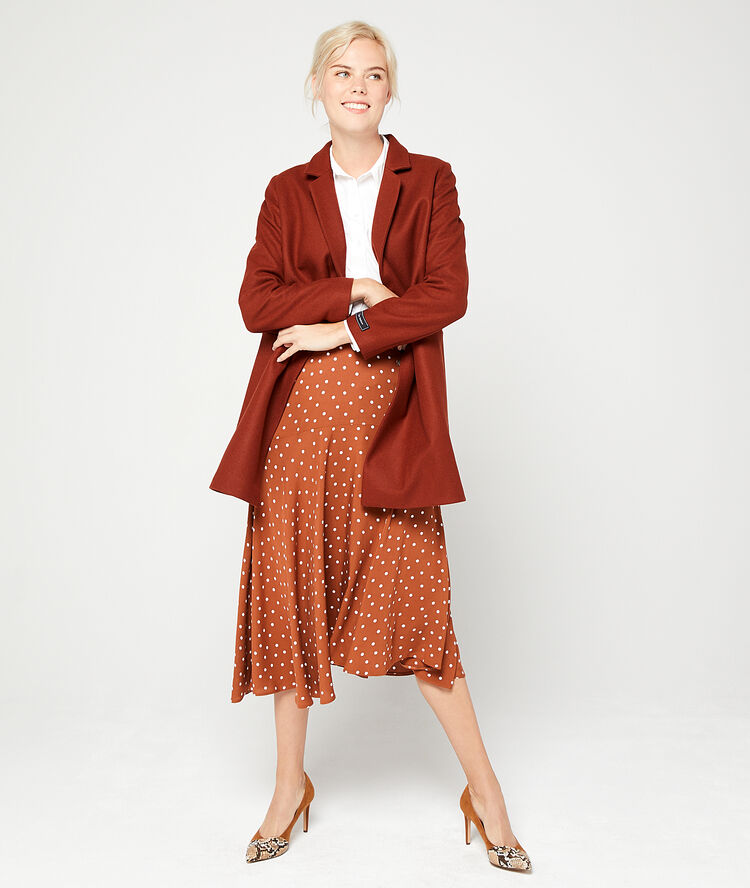 Manteau masculin en laine mélangée rouille.