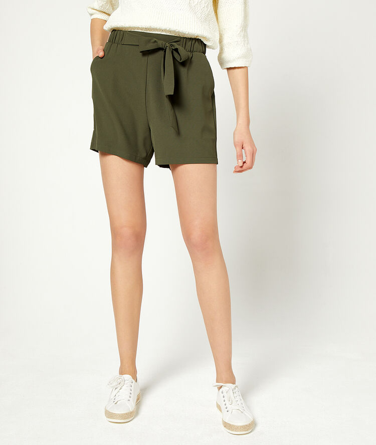 Short à nouer kaki.