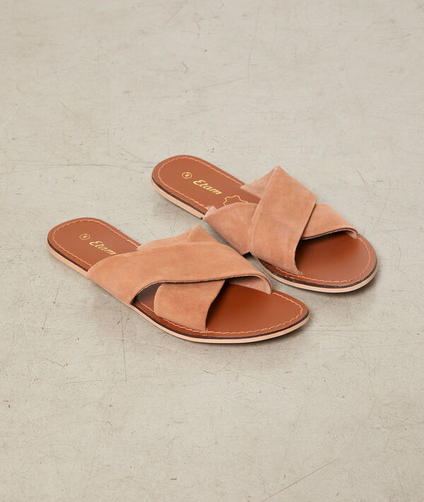 Sandales plates effet daim Sandales plates effet daim