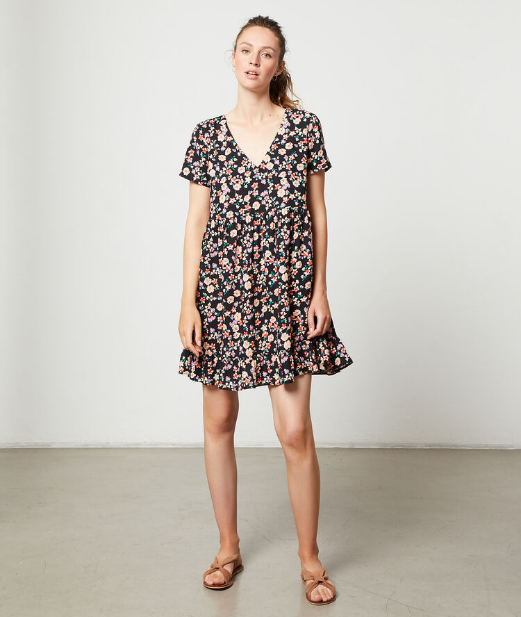 Robe fluide imprimé fleuri noir.